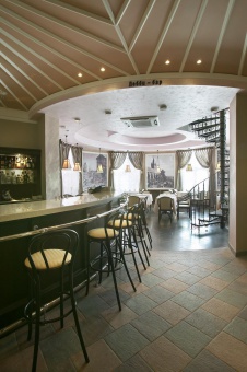 Фото интерьера лобби-бара отеля