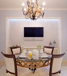 Фото интерьера кухни квартиры в классическом стиле