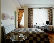 Фото интерьера спальни квартиры в современном стиле