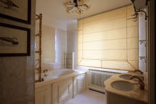 Фото интерьера санузла квартиры в неоклассике