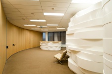 Фото интерьера ресепшен офиса в современном стиле