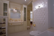 Фото интерьера санузла квартиры в классическом стиле