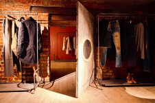 Фото интерьера торгового зала магазина в стиле фьюжн