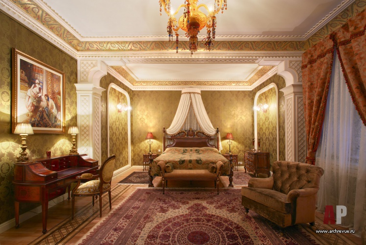 Фото интерьера спальни дома в стиле неоклассика