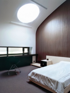 Фото интерьера спальни дома в стиле минимализм