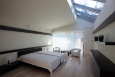 Фото интерьера спальни дома в современном стиле