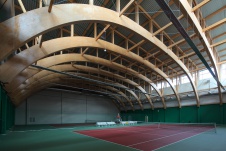 Фото интерьера тренировочного зала спортивного клуба в современном стиле