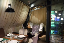 Фото интерьера веранда ресторана в стиле фьюжн