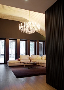 Фото интерьера гостиной загородного дома в стиле минимализм