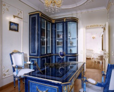 Фото интерьера кабинета квартиры в стиле классика