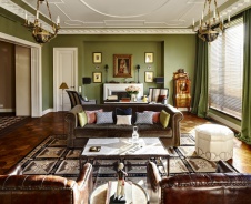 Фото интерьера гостиной квартиры в стиле неоклассика