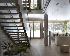 Фото интерьера столовой дома в эко стиле