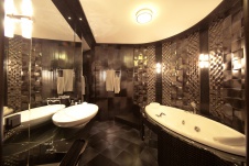 Фото интерьера санузла офиса в стиле ар-деко