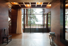 Фото интерьера входной зоны дома в эко стиле