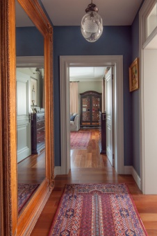 Фото интерьера коридора дома в стиле фьюжн