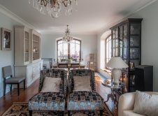 Фото интерьера гостиная дома в стиле фьюжн