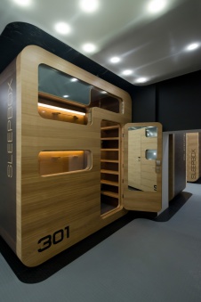 Фото интерьера номера отеля в современном стиле