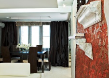 Фото интерьера столовой небольшой квартиры в стиле фьюжн