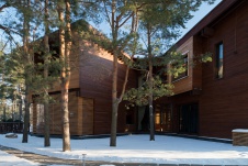 Фото фасада дома в эко стиле