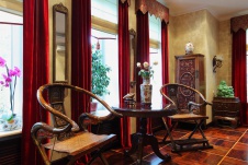 Фото интерьера гостиной дома в восточном стиле