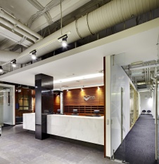 Фото интерьера ресепшен офиса в современном стиле