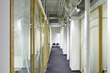 Фото интерьера холла офиса в современном стиле