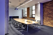 Фото интерьера переговорной офиса в современном стиле