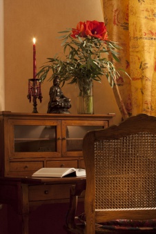 Фото интерьера кабинета небольшой квартиры в восточном стиле