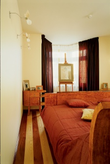 Фото интерьера спальни квартиры в современном стиле