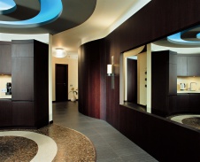 Фото интерьера входной зоны квартиры в современном стиле