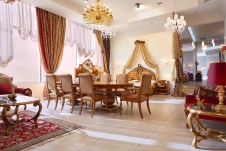 Фото интерьера торгового зала магазина в современном стиле