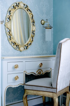 Фото интерьера будуара квартиры в стиле классика