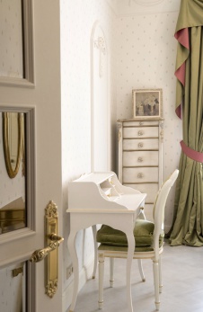 Фото интерьера детской квартиры в стиле классика