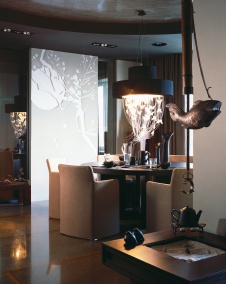 Фото интерьера столовой небольшой квартиры в восточном стиле