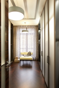 Фото интерьера гардеробной квартиры в стиле ар-деко