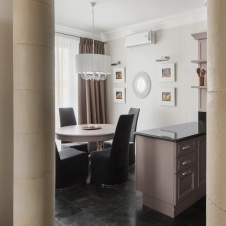 Фото интерьера столовой квартиры в стиле фьюжн