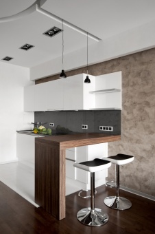 Фото интерьера кухни небольшой квартиры в стиле минимализм