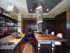 Фото интерьера кухни дома в современном стиле