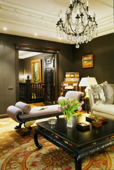 Фото интерьера гостиной квартиры в стиле классика