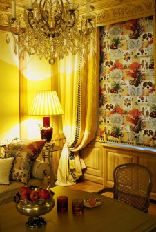 Фото интерьера столовой квартиры в стиле классика