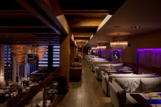 Фото интерьера зала ресторана в современном стиле