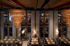 Фото интерьера зала ресторана в современном стиле