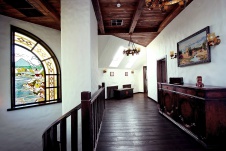 Фото интерьера коридора дома в баварском стиле
