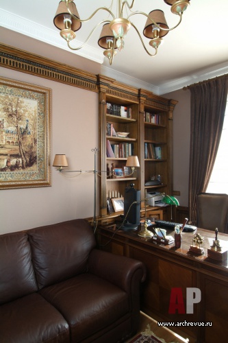 Фото интерьера кабинета квартиры в восточном стиле