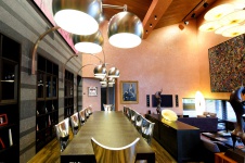 Фото интерьера столовой дома в современном стиле