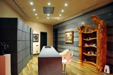 Фото интерьера кухни дома в современном стиле