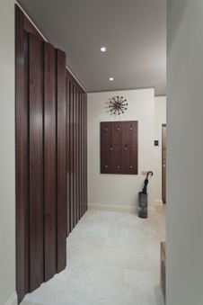 Фото интерьера коридора квартиры в современном стиле