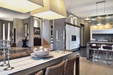 Фото интерьера столовой дома в стиле фьюжн