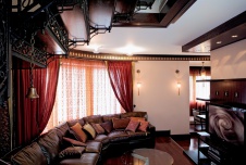 Фото интерьера гостиной трехэтажной квартиры