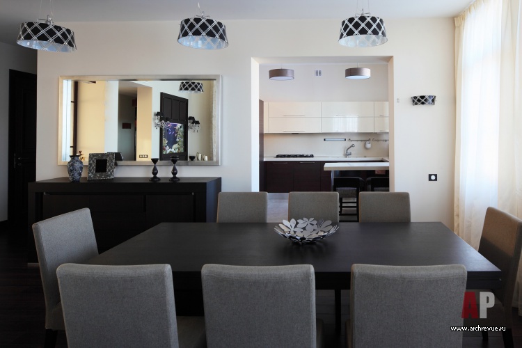 Фото интерьера столовой дома в стиле минимализм